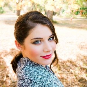 Meet your Posher, Paula